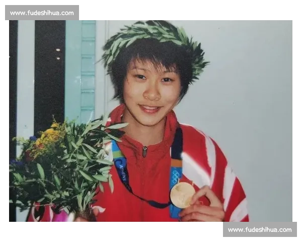 赵蕊蕊 17 岁青涩照曝光！从接应到副攻的蜕变见证中国女排黄金一代