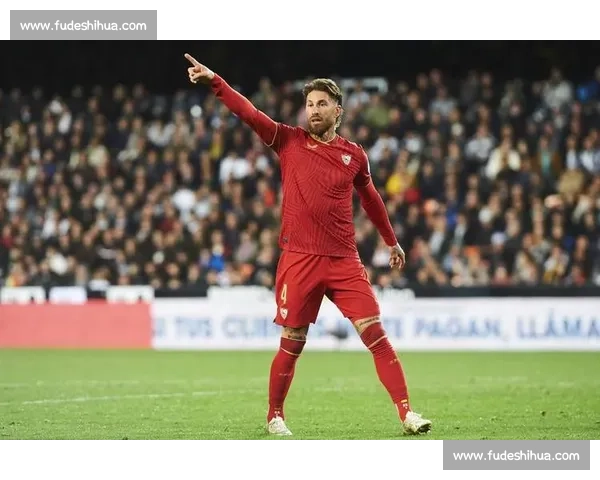 巴黎 4-0 碾压迈阿密！刘建宏激情解说：内维斯双响 + 阿什拉夫破门，梅西领衔的迈阿密遭遇重创！