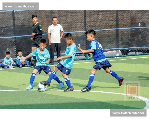 米娜瓦尔寄语喀什杯青少年足球赛：以绿茵为桥，共筑团结梦想