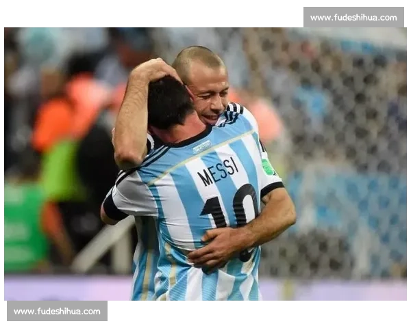 马斯切拉诺确认梅西状态极佳！带伤轰世界波助迈阿密逆转波尔图