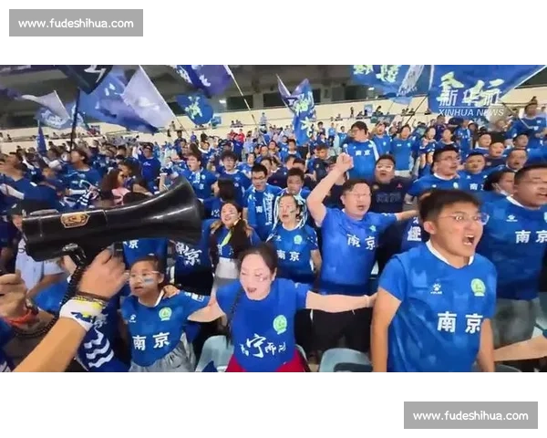 苏超暖心时刻！主队球迷集体高呼 “进一个”，客队球员含泪致谢