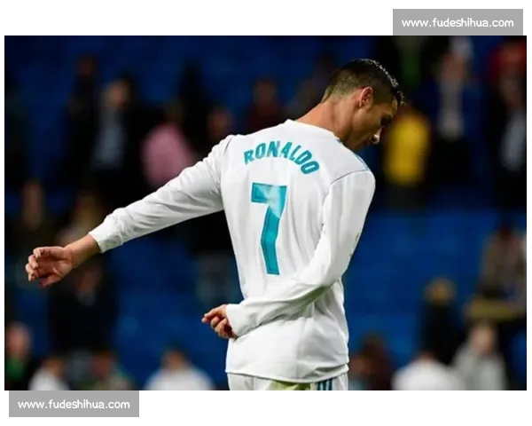 足坛逆龄传奇!C 罗 40 岁神级脚步再掀风暴,网友惊呼:这动作绝了! 足坛逆龄传奇!C 罗 40 岁神级脚步再掀风暴,网友惊呼:这动作绝了!